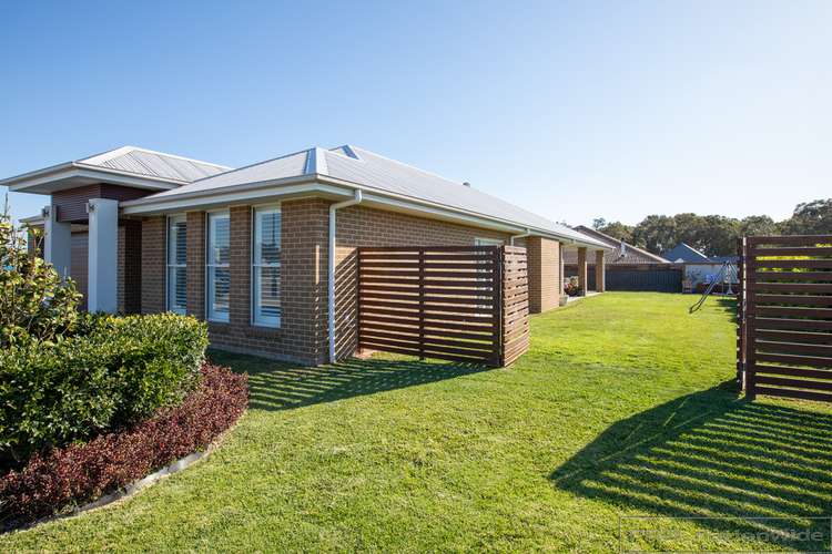 Second view of Homely house listing, 19 Settlers Boulevard, Chisholm NSW 2322