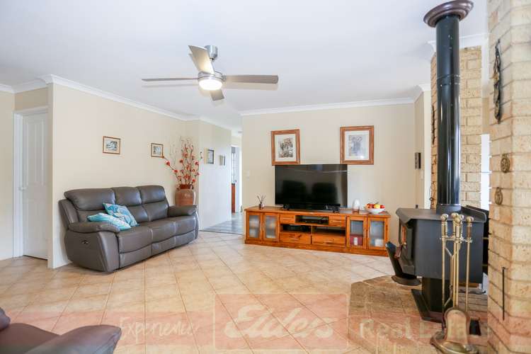 Fifth view of Homely house listing, 2 Wallaroo Way, Australind WA 6233