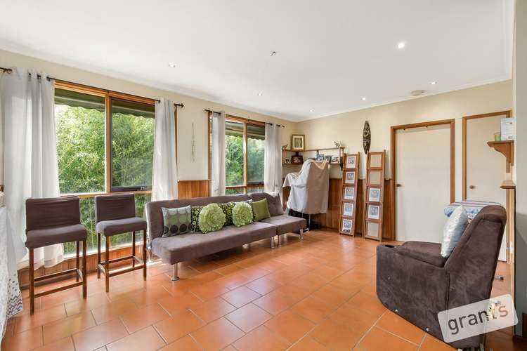 Fifth view of Homely house listing, 4 Cornus Court, Narre Warren VIC 3805