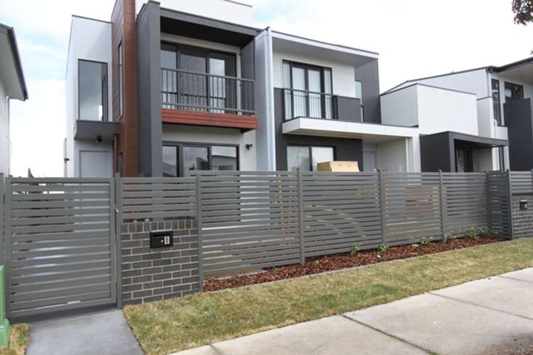 Main view of Homely villa listing, 8 Percival Road, Googong NSW 2620