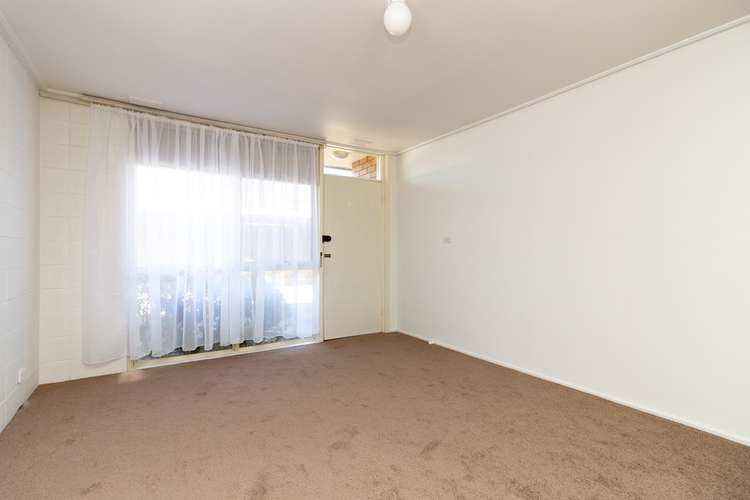 Fifth view of Homely unit listing, 2/40 Woodbine Grove, Chelsea VIC 3196