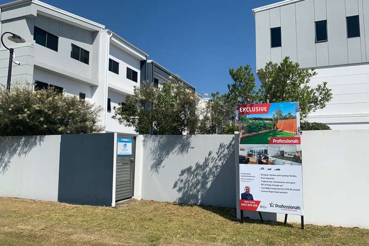 Second view of Homely townhouse listing, 14/1 Mervyn Thomas Drive, Hope Island QLD 4212