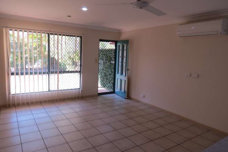 Sixth view of Homely unit listing, 4/103 Cypress Street, Torquay QLD 4655