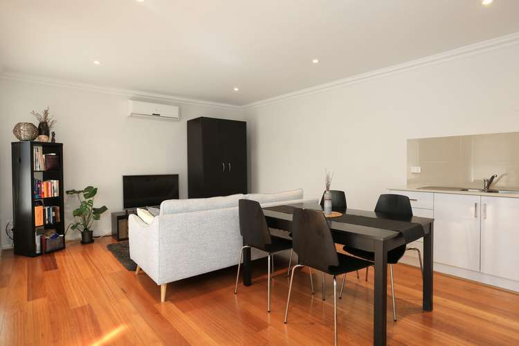 Third view of Homely unit listing, 4/3 Broughton Avenue, Reservoir VIC 3073