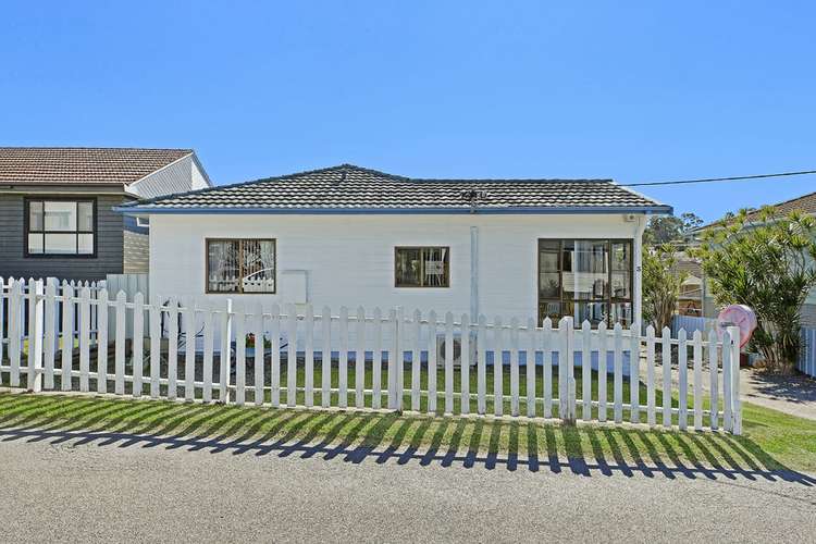 Second view of Homely house listing, 3 Ottys Lane, Fennell Bay NSW 2283