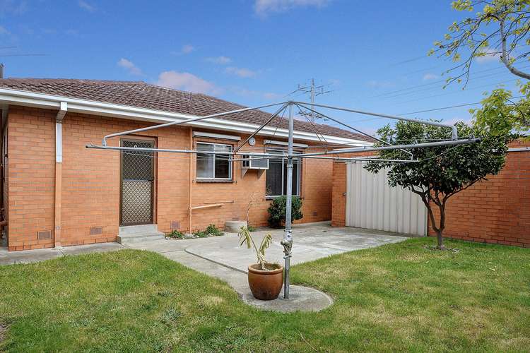 Fifth view of Homely house listing, 195 Centre Dandenong Road, Cheltenham VIC 3192