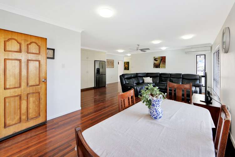 Seventh view of Homely house listing, 298 Torquay Terrace, Torquay QLD 4655