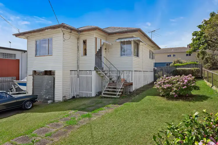 29 Hawthorne Street