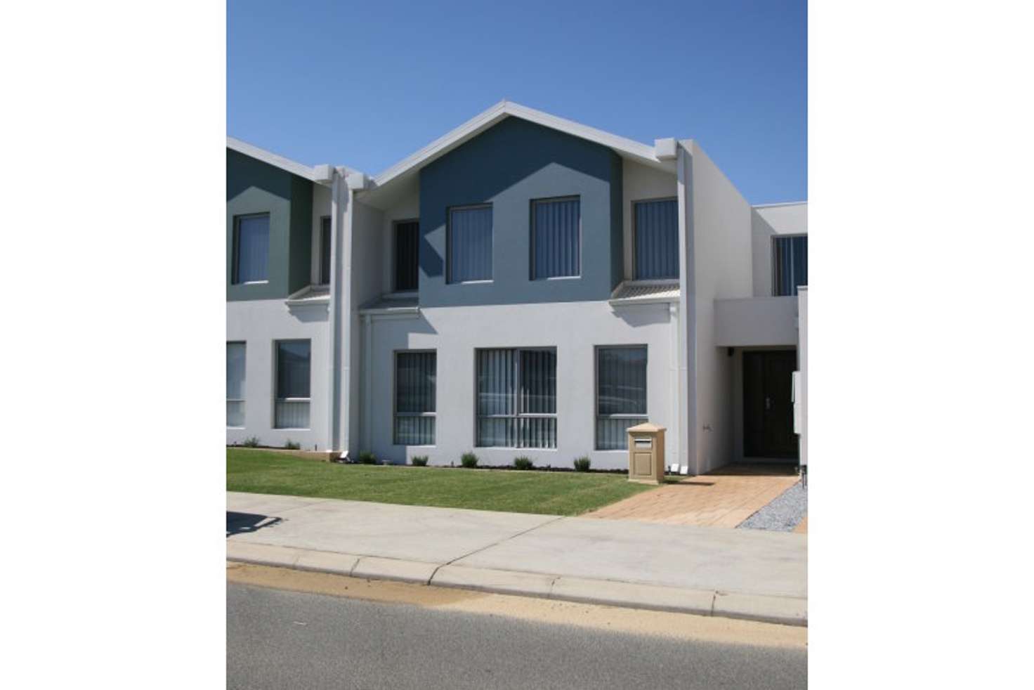 Main view of Homely townhouse listing, 25 Chesapeake Way, Currambine WA 6028