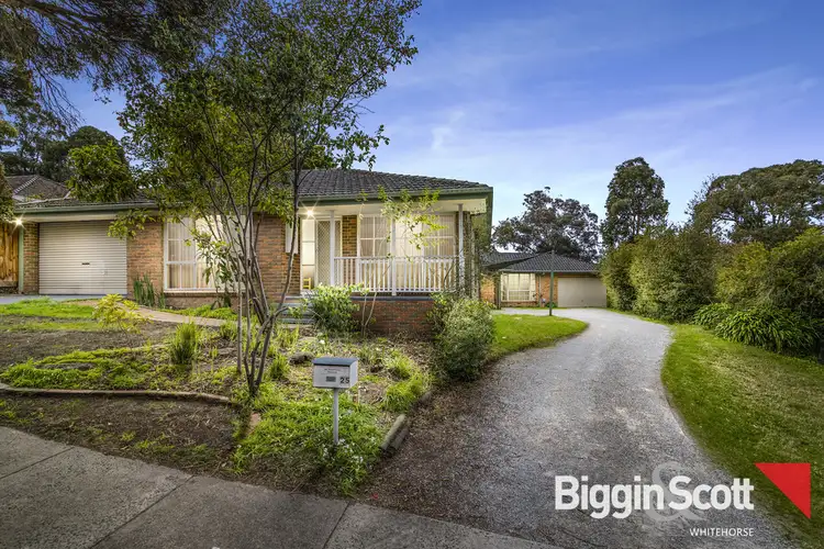 25 Churinga Avenue, Mitcham VIC 3132