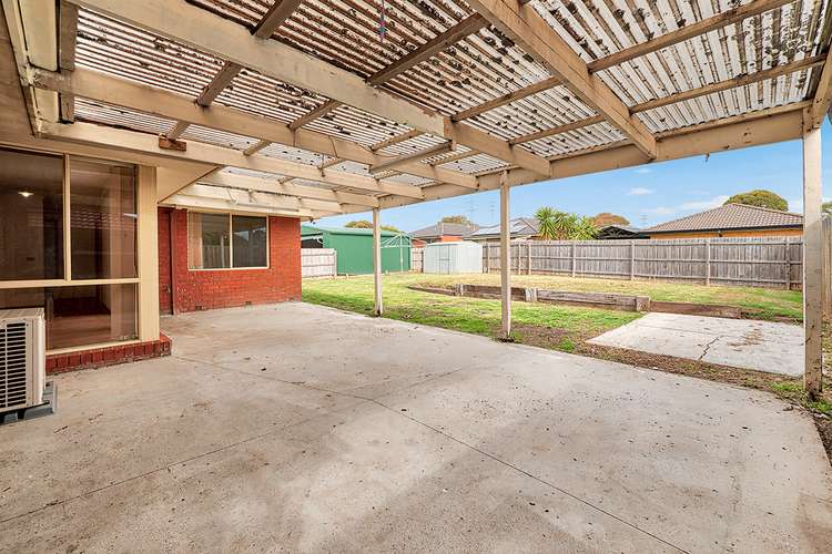 Seventh view of Homely house listing, 4 Borrowdale Court, Cranbourne West VIC 3977