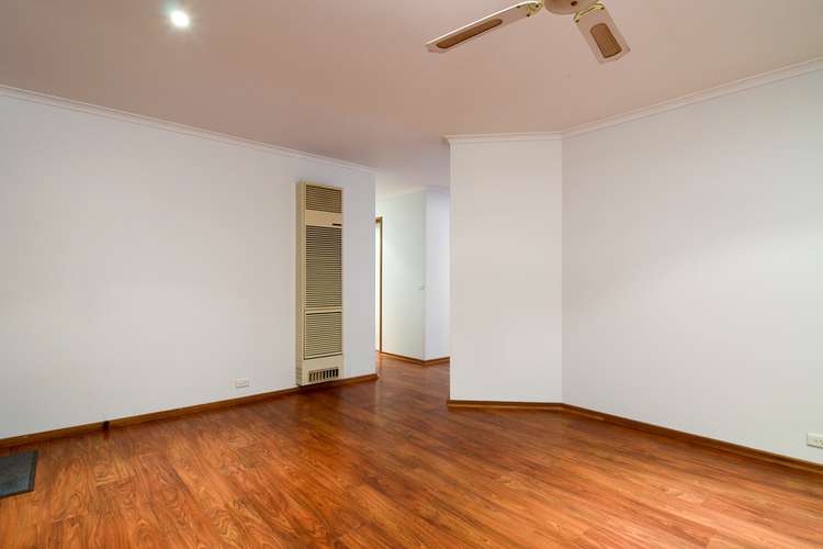 Second view of Homely house listing, 4 Kanumbra Court, Hallam VIC 3803