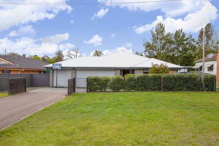 15 Hamilton st, Abernethy NSW 2325