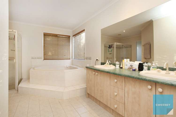Seventh view of Homely house listing, 17 Cobblestone Green, Caroline Springs VIC 3023