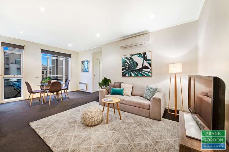 Main view of Homely apartment listing, 7/2 Seisman Place, Port Melbourne VIC 3207