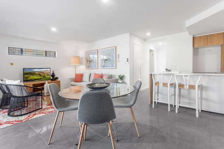 Second view of Homely unit listing, 10/10 Botany Street, Clayfield QLD 4011