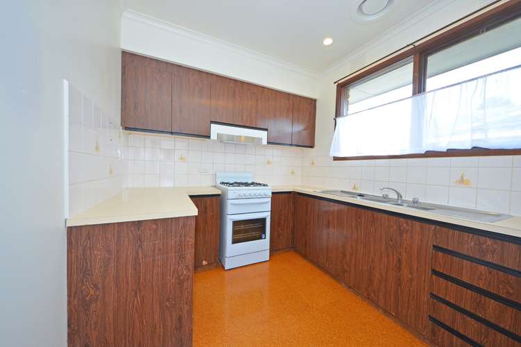 Fourth view of Homely house listing, 5 Camelot Drive, Glen Waverley VIC 3150