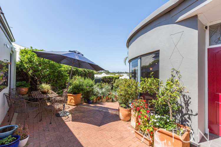 Sixth view of Homely house listing, 18 Arenga Court, Mount Claremont WA 6010