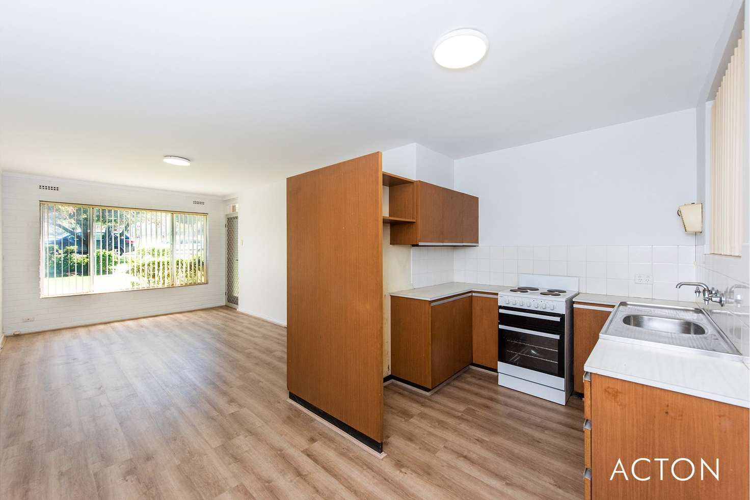 Main view of Homely unit listing, 2/9 Gibbon Street, Mosman Park WA 6012