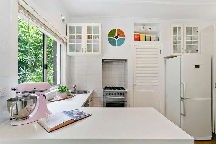 Fourth view of Homely apartment listing, 2/6 Bates Avenue, Paddington NSW 2021