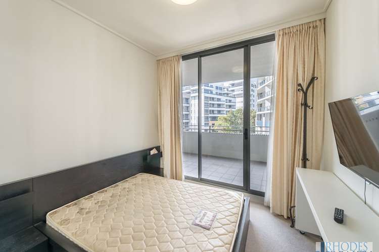 Fourth view of Homely apartment listing, 401/20 Shoreline Drive, Rhodes NSW 2138