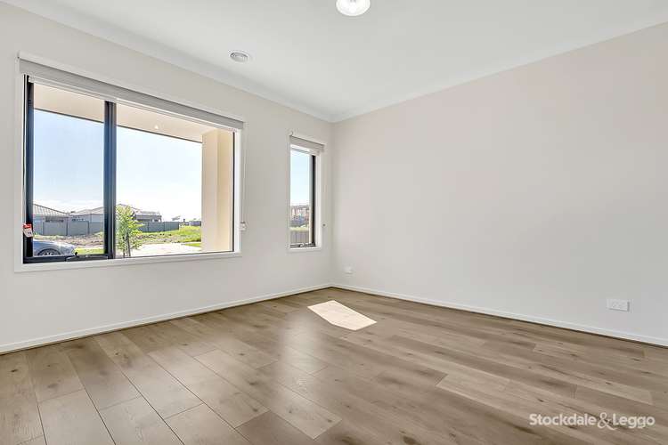 Third view of Homely house listing, 17 Boardwalk Rise, Craigieburn VIC 3064