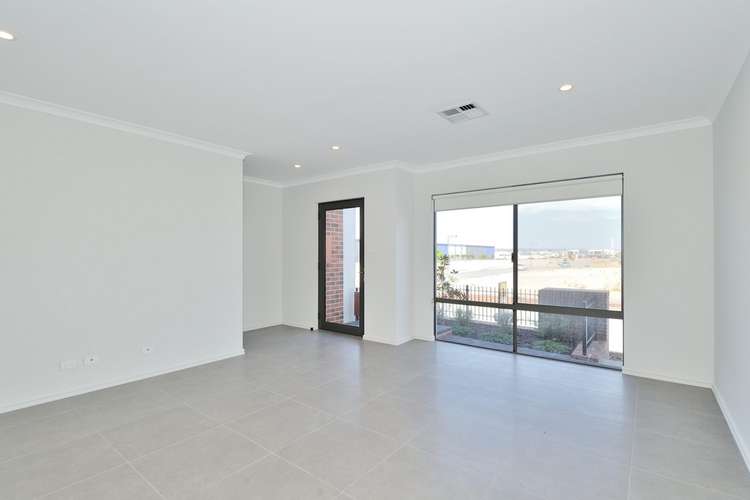 Seventh view of Homely townhouse listing, 36 Barque Avenue, Ellenbrook WA 6069