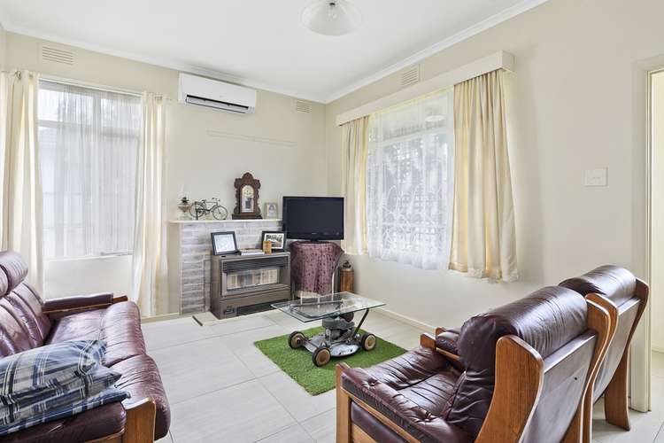 Second view of Homely house listing, 5 Pettitt Crescent, Norlane VIC 3214