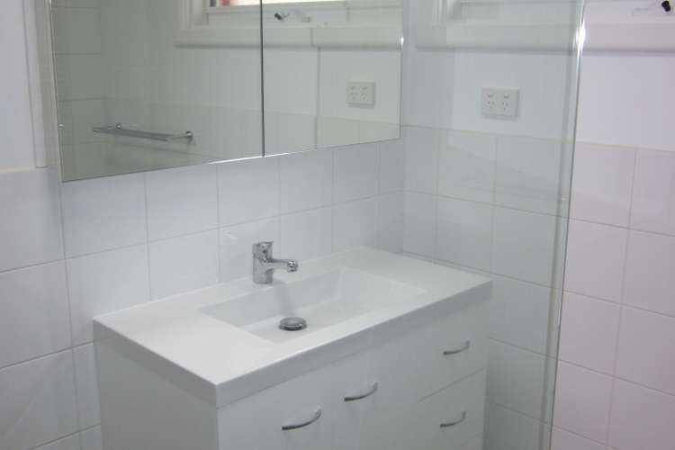 Fifth view of Homely unit listing, 4/54 Percy Street, Mitcham VIC 3132