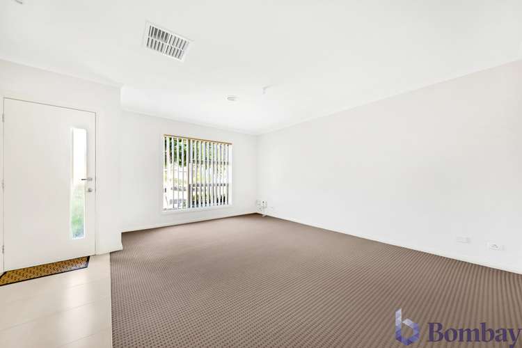 Fifth view of Homely house listing, 10 Penola Drive, South Morang VIC 3752