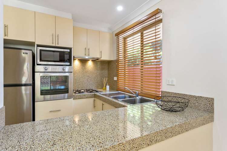 Fifth view of Homely house listing, 2/5 Wood Court, Kardinya WA 6163