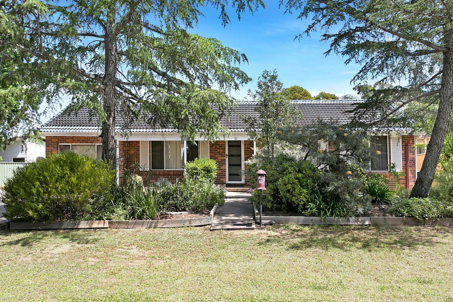 Main view of Homely house listing, 21 Jarrah Avenue, Bradbury NSW 2560