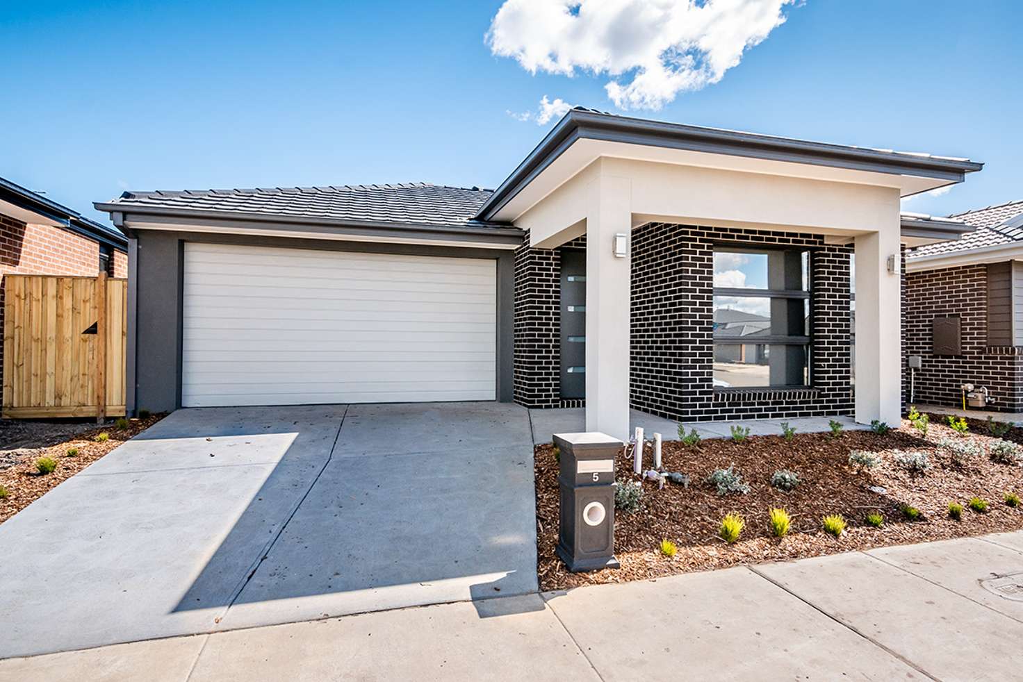 Main view of Homely house listing, 5 Faolan Way, Cranbourne West VIC 3977