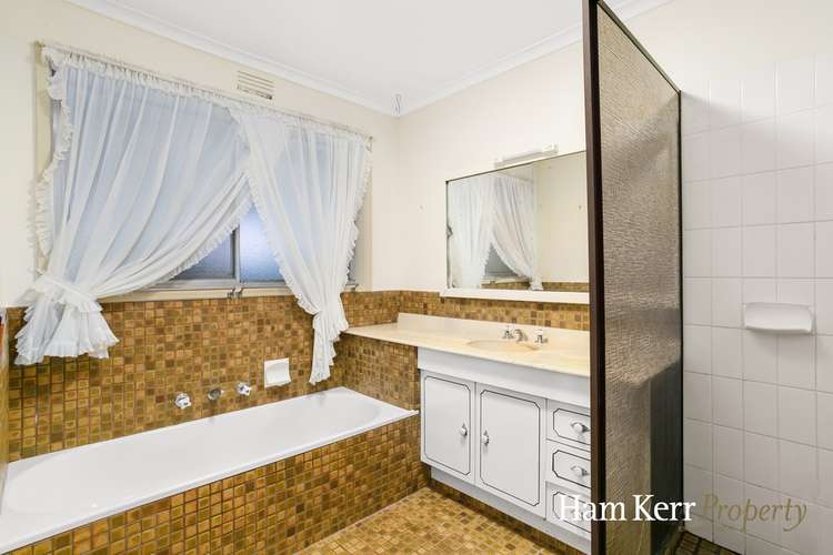 Sixth view of Homely house listing, 1 Carmichael Court, Glen Waverley VIC 3150