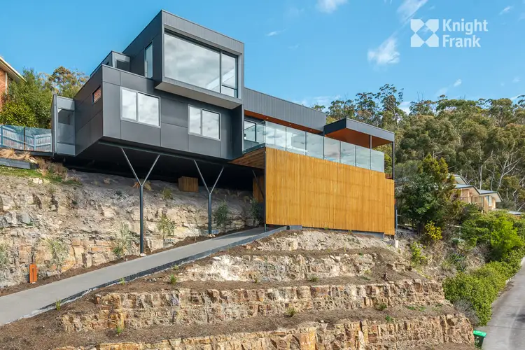 15 Pauldon Drive, Sandy Bay TAS 7005