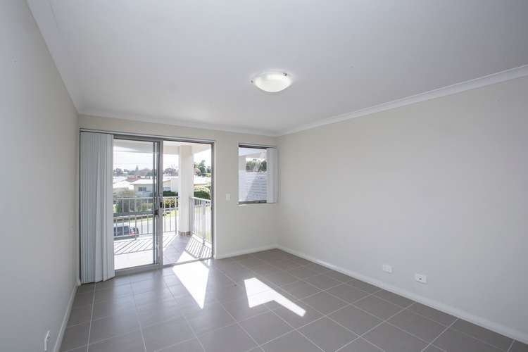 Fourth view of Homely apartment listing, 5/31 Stratton Street, Hamilton Hill WA 6163