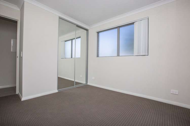 Fifth view of Homely apartment listing, 5/31 Stratton Street, Hamilton Hill WA 6163