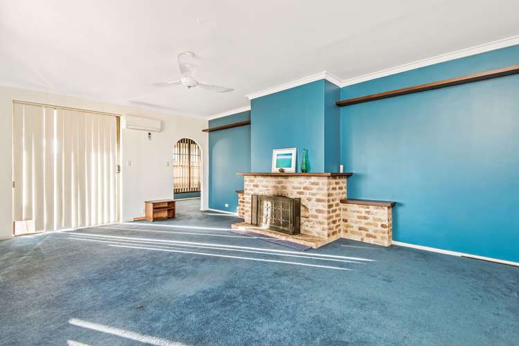 Second view of Homely house listing, 31 Mindarie Drive, Quinns Rocks WA 6030