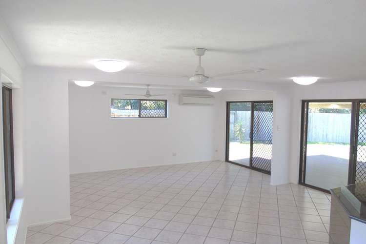 Fifth view of Homely house listing, 14 Katherine Court, Andergrove QLD 4740