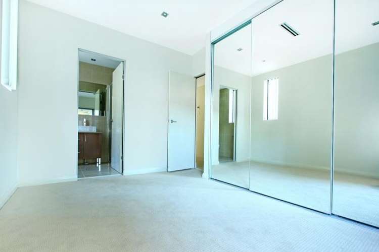 Fourth view of Homely unit listing, 1/32 Bourke Street, North Wollongong NSW 2500