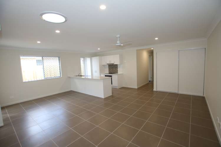 Third view of Homely house listing, 1/6 Ryrie Court, Park Ridge QLD 4125