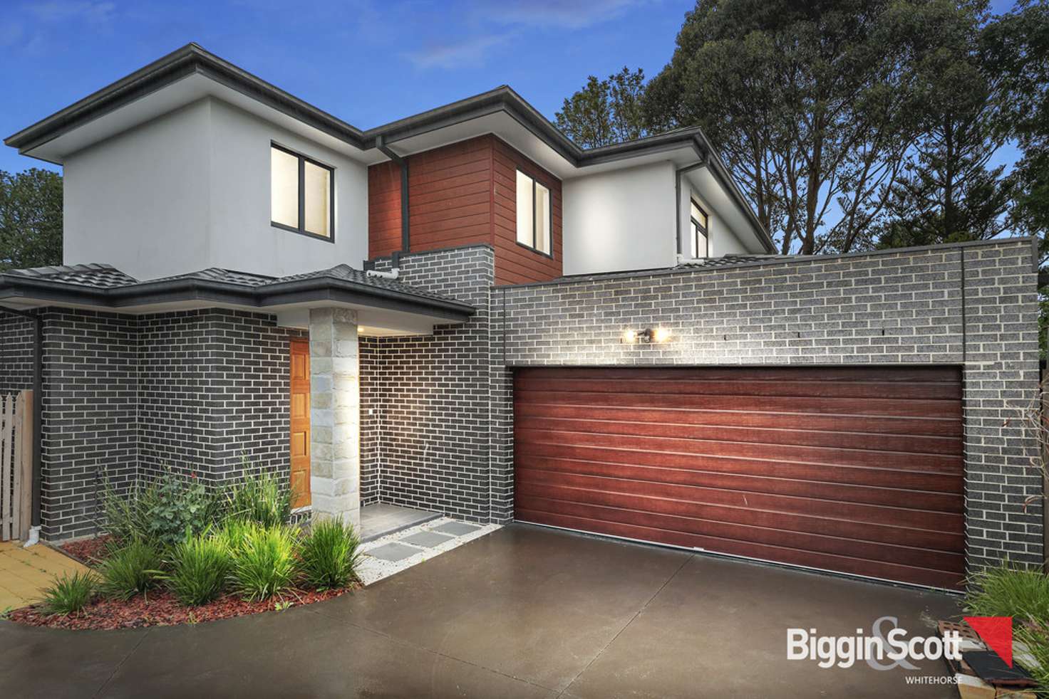 Main view of Homely townhouse listing, 2/3 Everglade Avenue, Forest Hill VIC 3131