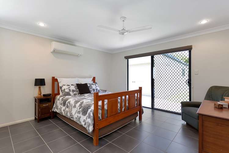 Fifth view of Homely house listing, 10 Carmela Court, Ooralea QLD 4740