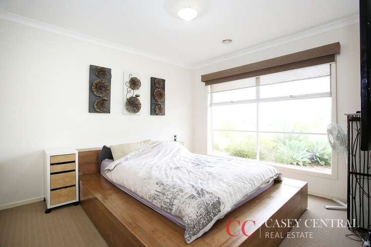 Fourth view of Homely house listing, 2 Pimpernel Place, Cranbourne North VIC 3977
