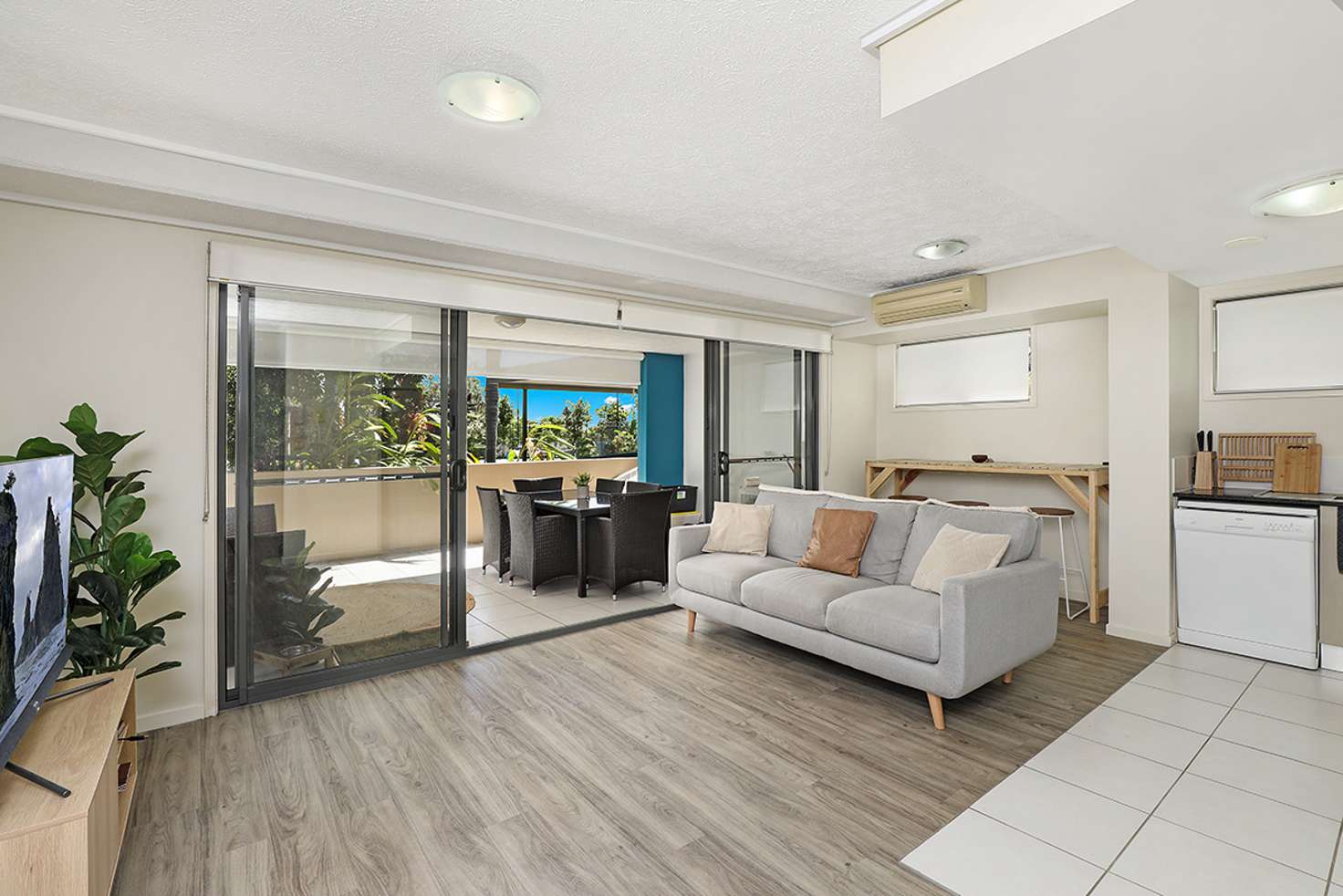 Main view of Homely unit listing, 4/4 Grand Parade, Kawana Island QLD 4575