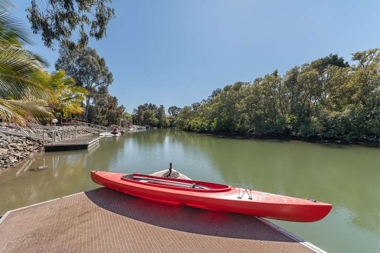 Second view of Homely house listing, 21 River Cove Place, Helensvale QLD 4212