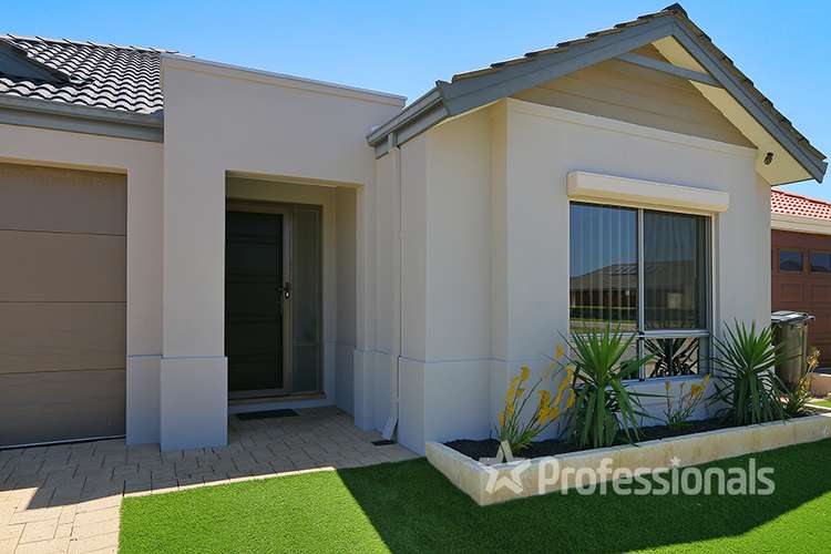 Second view of Homely house listing, 8 Northwood loop, Thornlie WA 6108