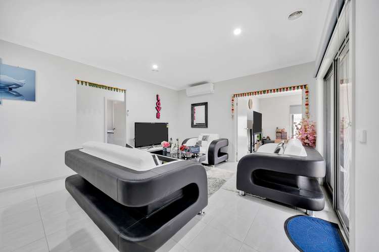 Fifth view of Homely house listing, 39 Westonbury Drive, Truganina VIC 3029