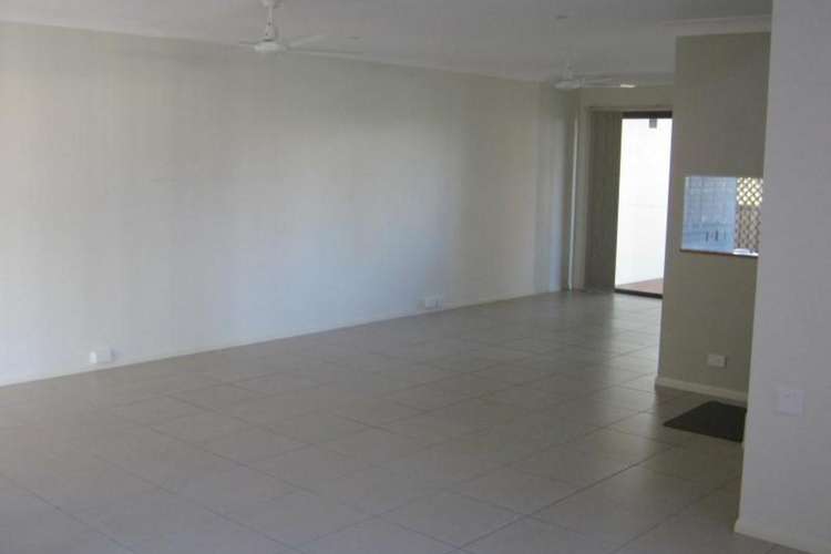 Second view of Homely townhouse listing, 3/118 Long Street, Cleveland QLD 4163