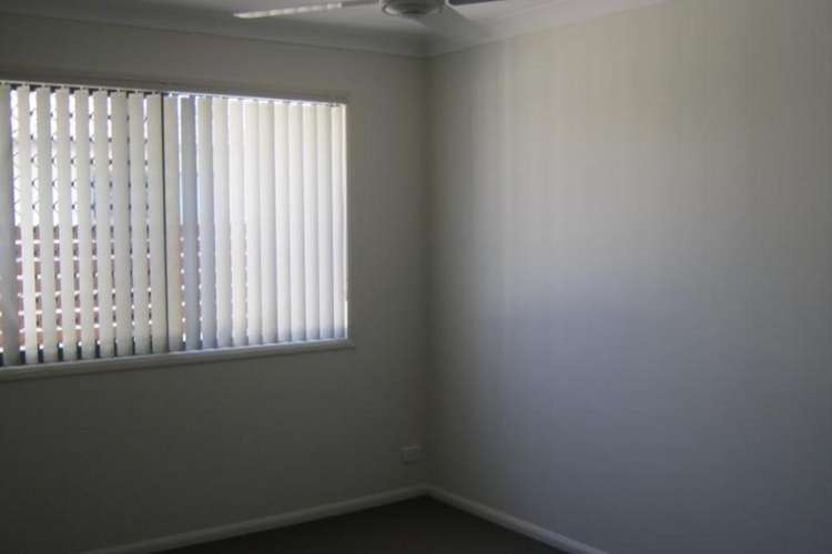 Third view of Homely townhouse listing, 3/118 Long Street, Cleveland QLD 4163